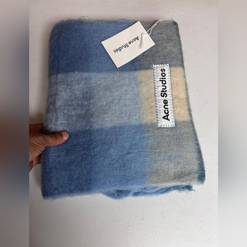 Acne Studios Scarf - Picture 2 of 2